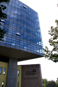 Bürogebäude am Halensee “Zitrone”